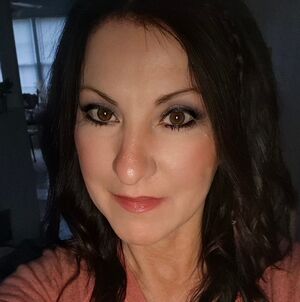 Meet your Posher, Linda